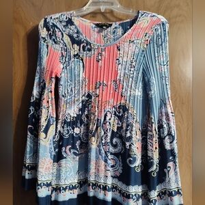 MELISSA PAIGE Ladies Pullover Blouse. Size Large. Long Sleeves.